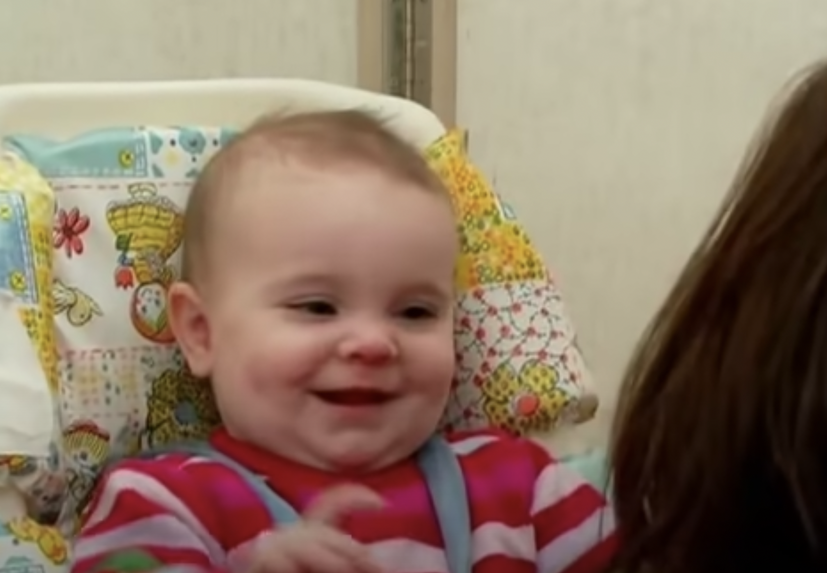 picture of baby from still face experiment